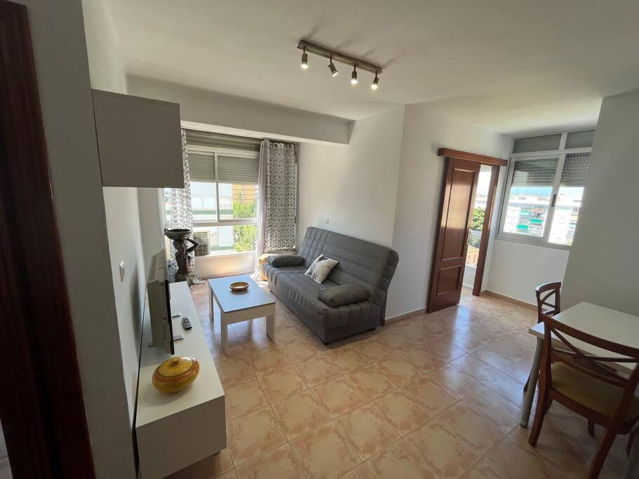 Apartamento Ginebra Torre Del Mar Buitenkant foto